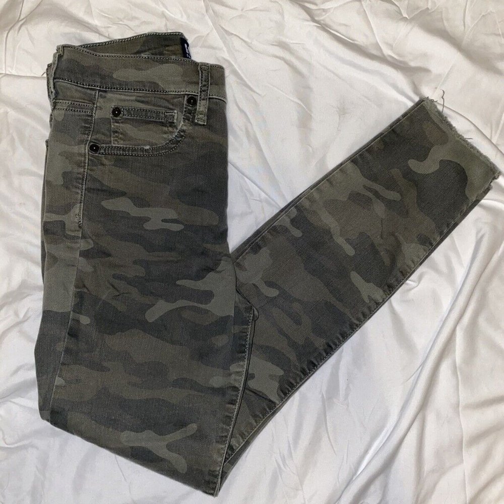GAP Denim true skinny high rise green camo size 2/26